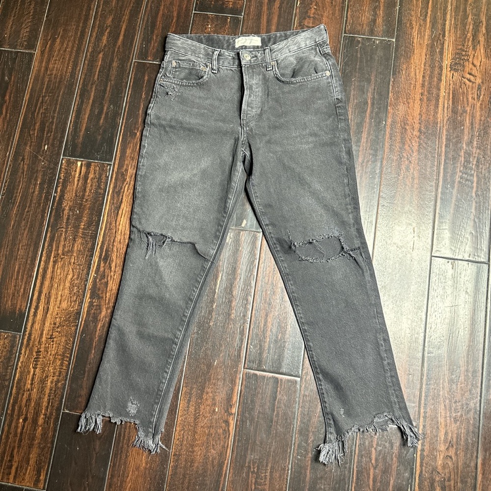 Distressed jeans black ankle length casual BoHo California rock ‘n’ roll